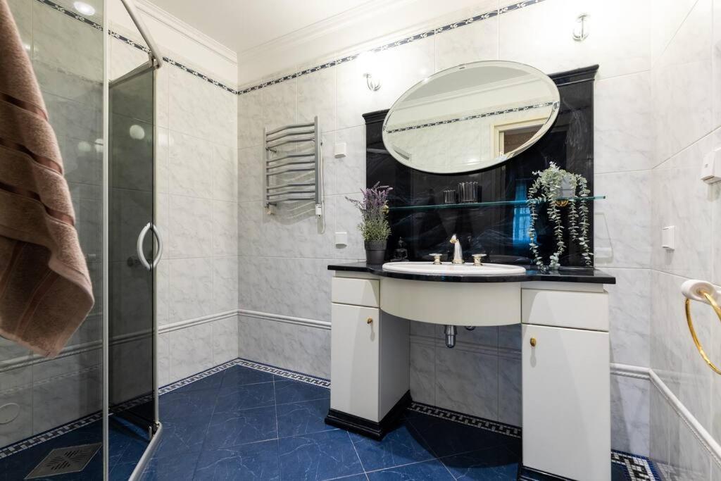טאלין Dictumfactum Luxury Residence מראה חיצוני תמונה